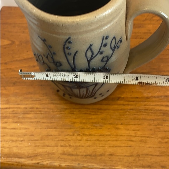1990 Maple City Pottery salt glazed cream pitcher - Picture 7 of 10